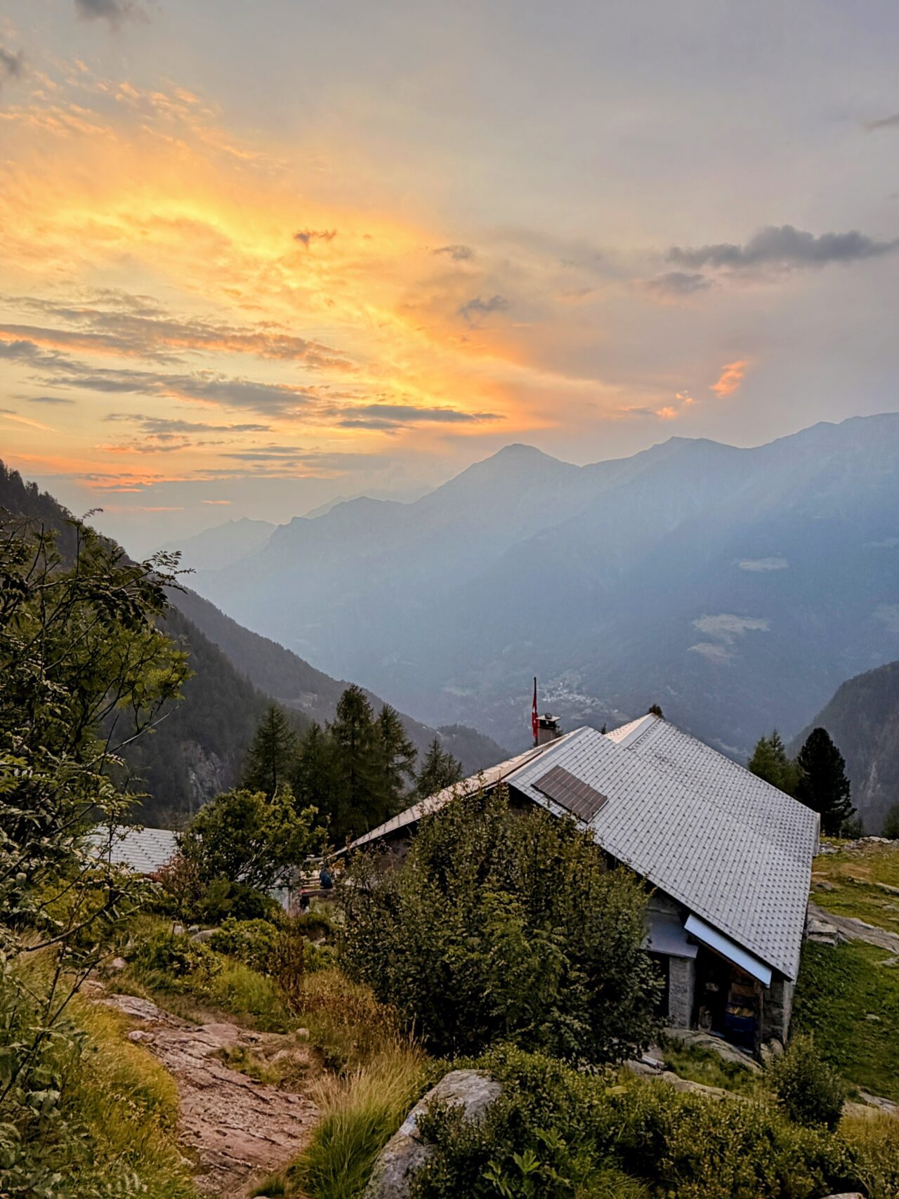 wanderung_sentiero_alpino_bregaglia_sciorahuette_sasc_furae_huette__IMG_0543