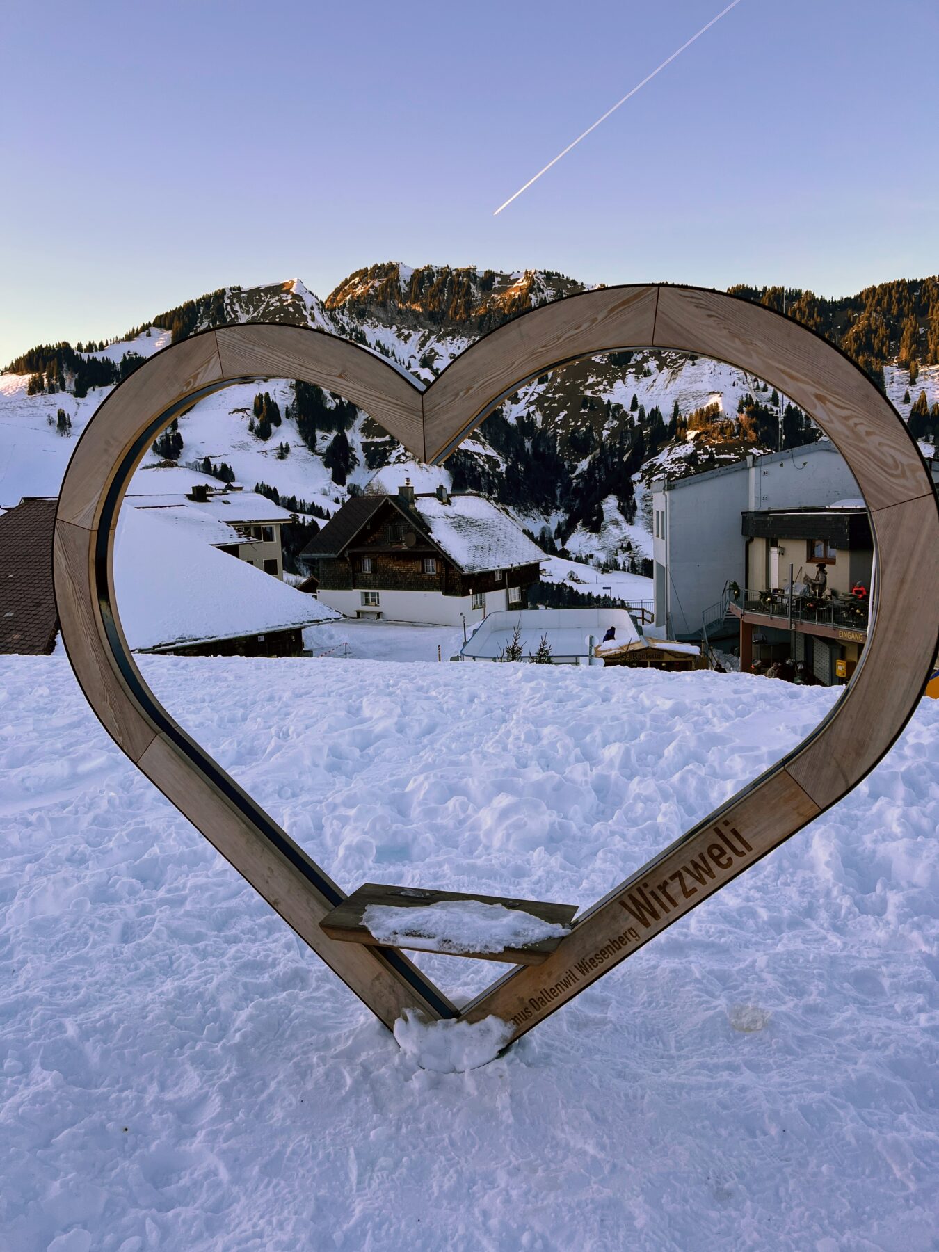 schneeschuhwanderung_wirzweli_arvitrail_chaelenhuette_