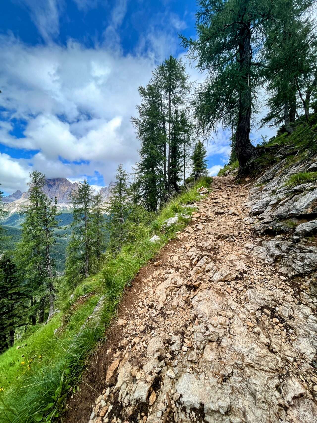 wanderung_dolomiten_hoehenweg_nr_1_etappe_5_rifugio_cinque_torri_rifugio_aquileia_