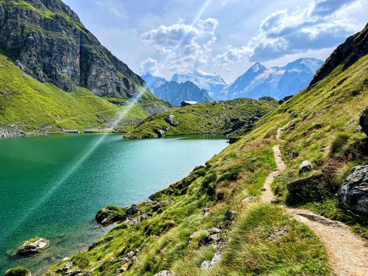 wanderung_alpenpaesseweg_etappe_29_cabane_de_prafleuri_cabane_de_louvie_
