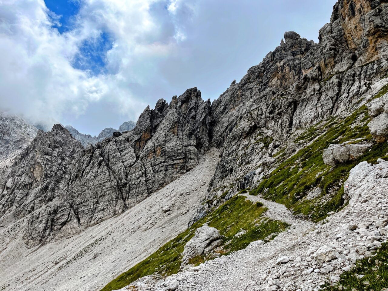 wanderung-rifugio-pedrotti-