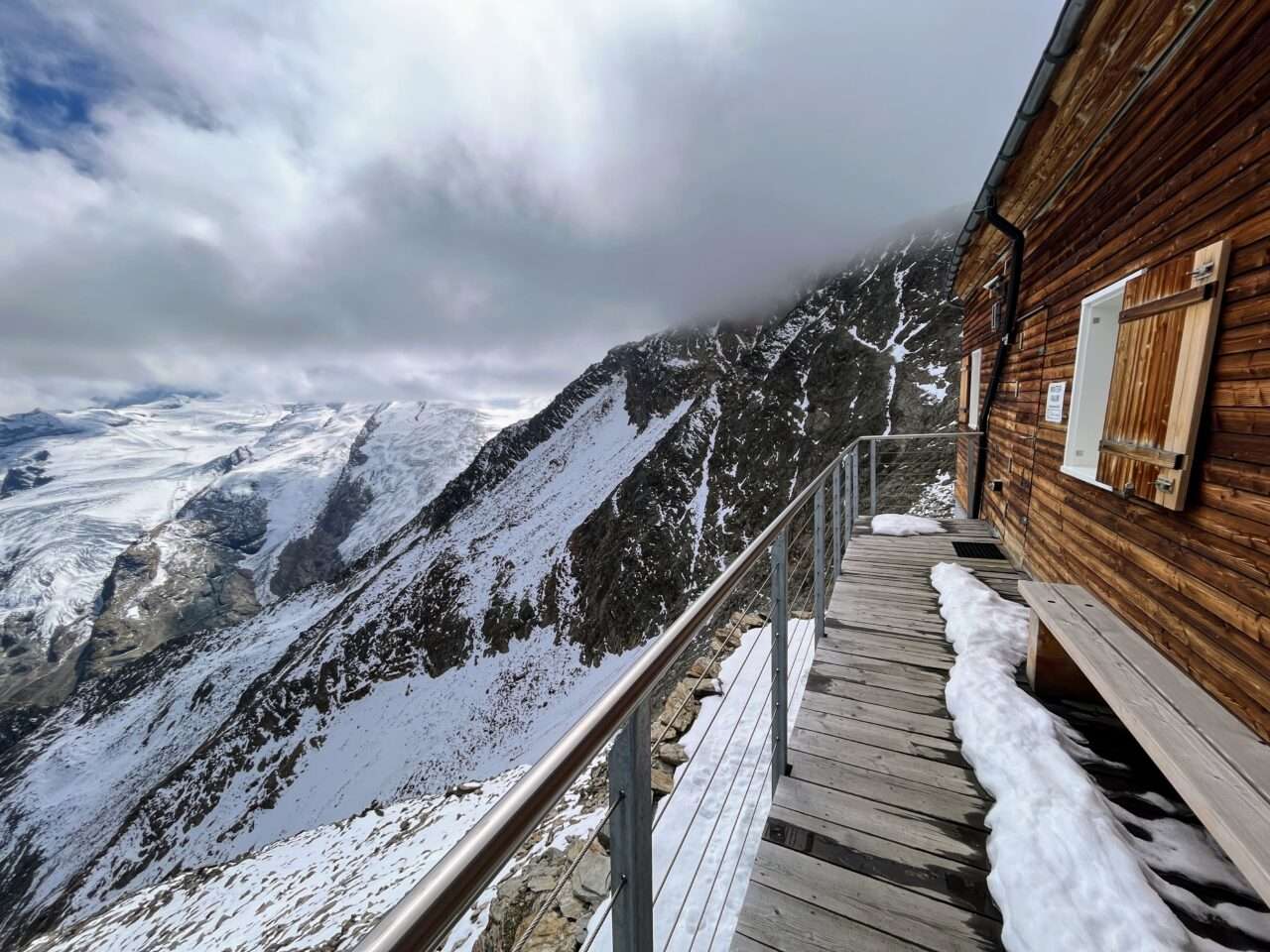 wanderung_saaser_huettentour_tag_3_britanniahuette_mischabelhuette_