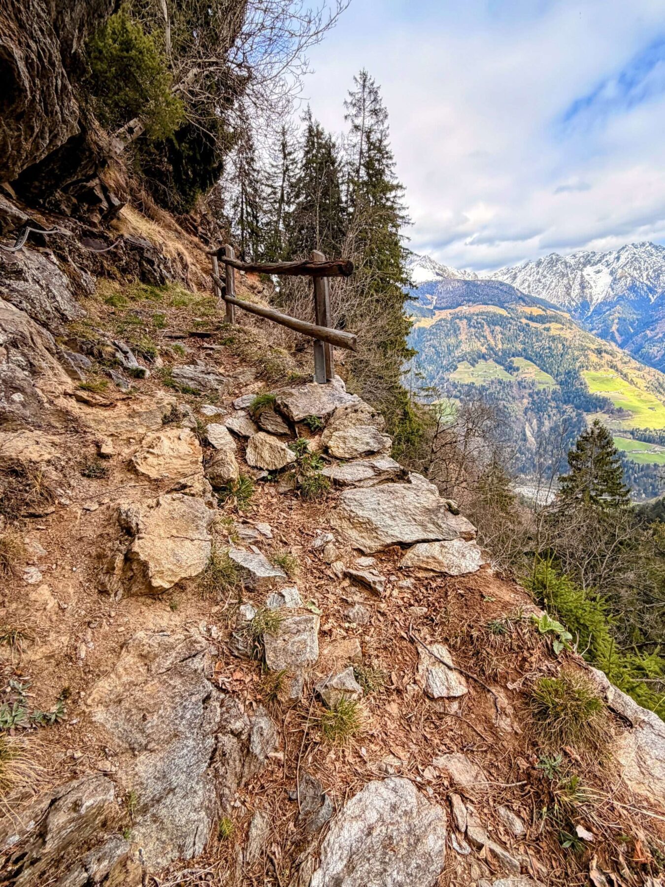 wanderung_Meraner_hoehenweg_hochmuth_mutthoefe_longfall_saltaus_