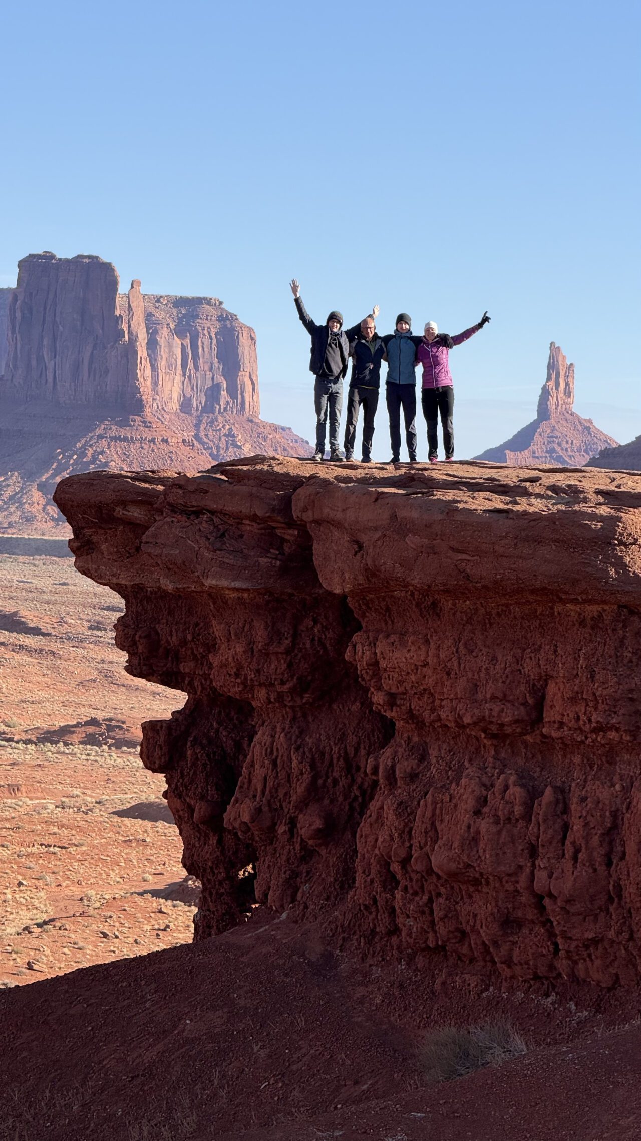 monument_valley_sunrise_hike_