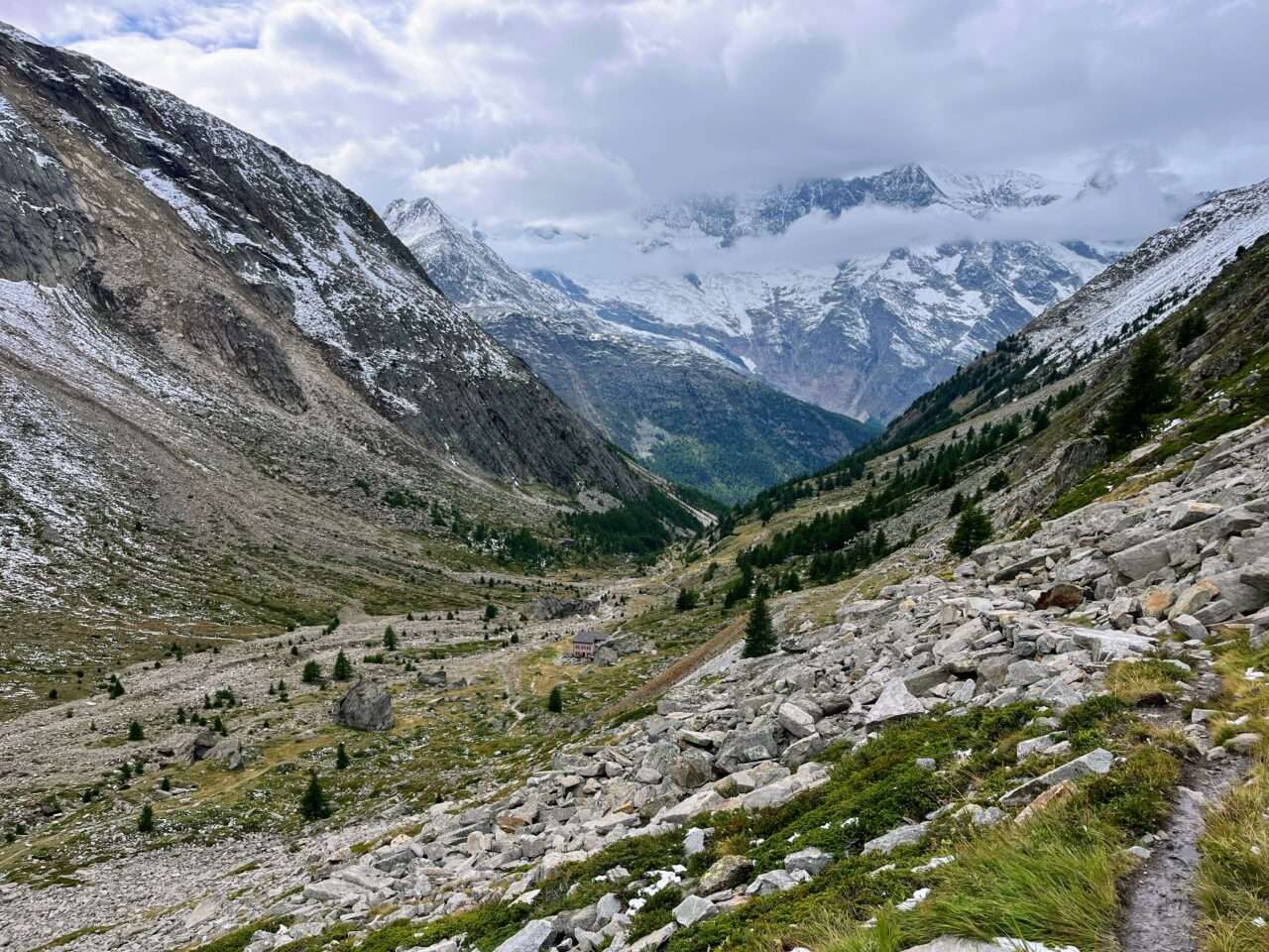 wanderung_saaser_huettentour_tag_1_kreuzboden_almagellerhuette_