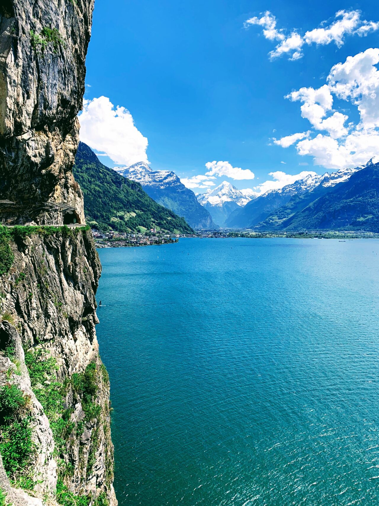 wanderung_weg_der_schweiz_brunnen_flueelen_