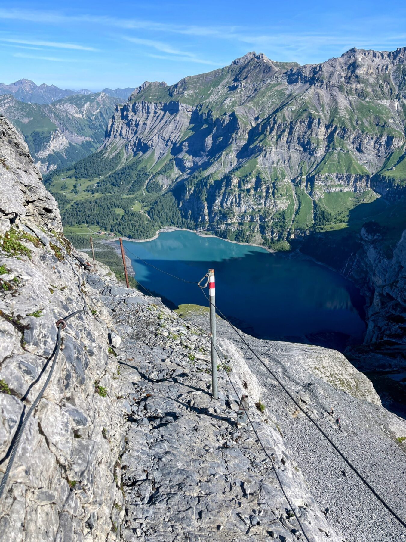 wanderung_fruendenhuette_fruendenschnur_panoramaweg_oeschinensee_heubergrunde_kandersteg_