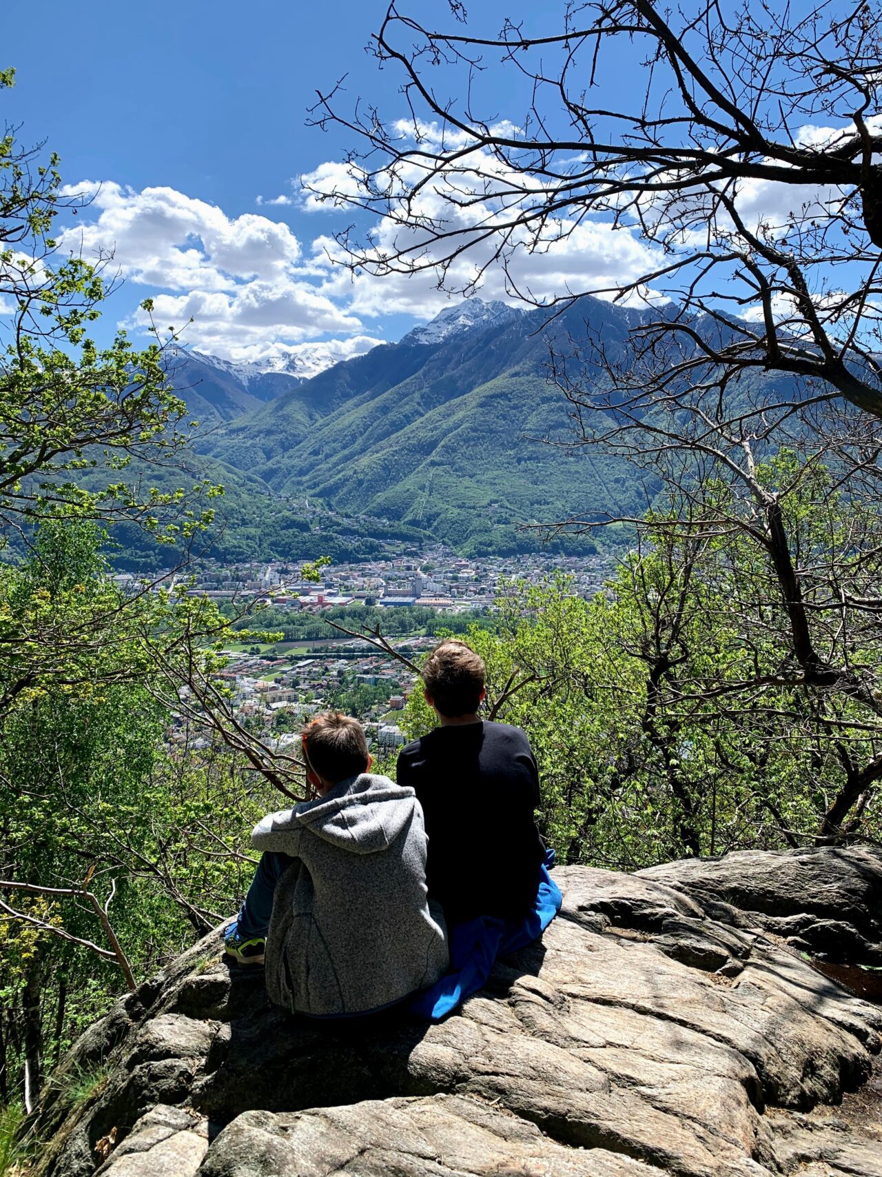 wanderung_tibetische_haengebruecke_carasc_