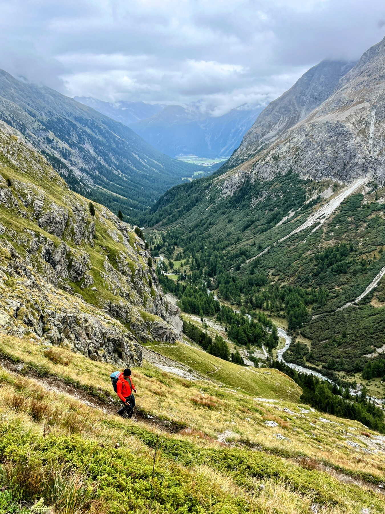 wanderung_bernina_trek_tag_2_eschahuette_jenatschuette_