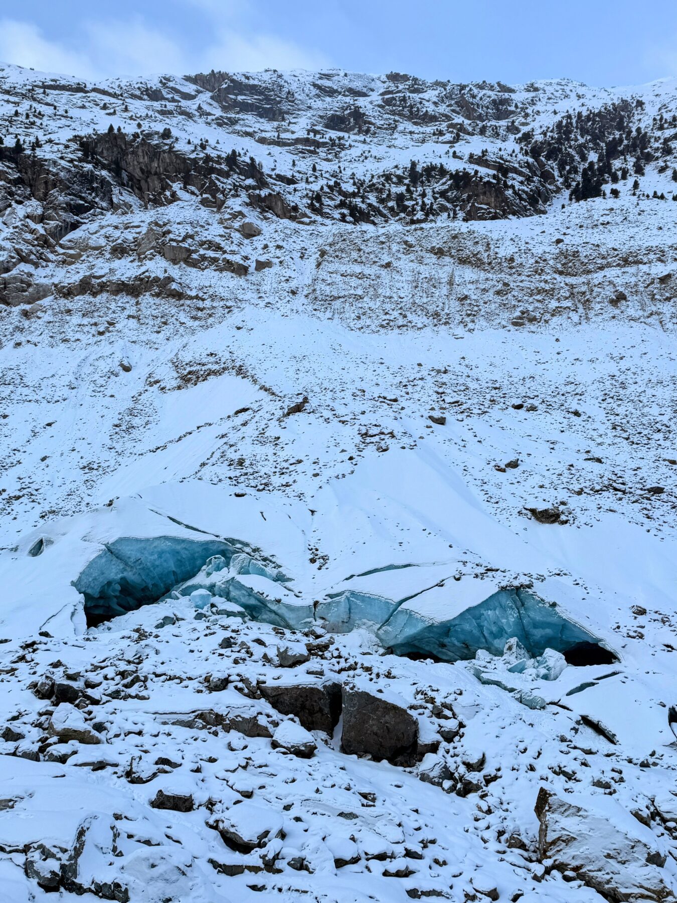 schneeschuhwanderung_gletscherhoehle_morteratschgletscher__IMG_8957