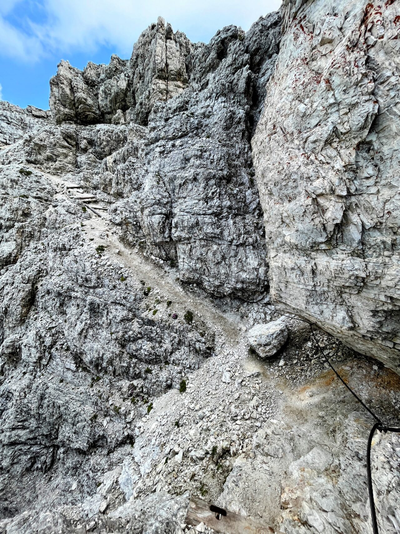 klettersteig_kaiserjägersteig_lagazuoi_tunnel_