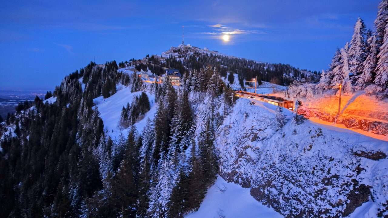 vollmond_fackel_sonnenuntergangswanderung_seebodenalp_räbalp_
