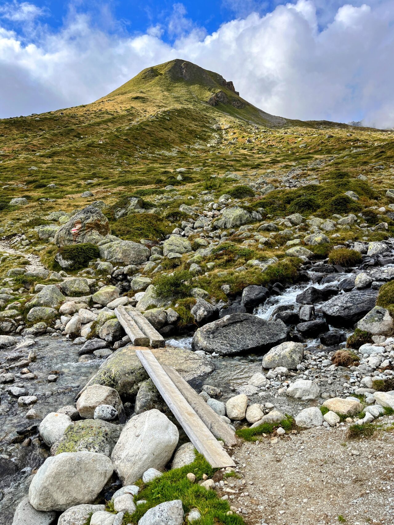wanderung_bernina_trek_tag_1_madulain_eschahuette_