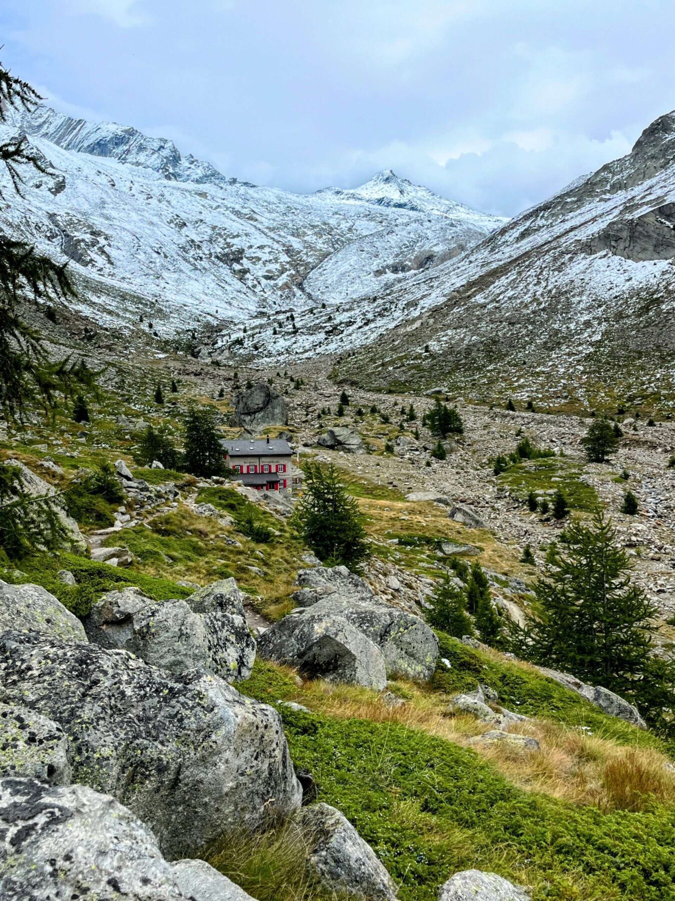 wanderung_saaser_huettentour_tag_1_kreuzboden_almagellerhuette_