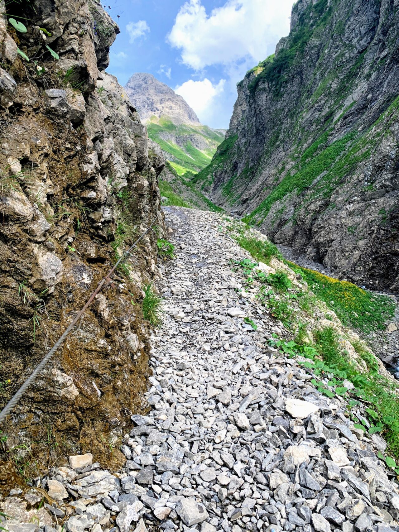 alpenueberquerung_mit_kindern_tag_1_spielmannsau_kemptner_huette_
