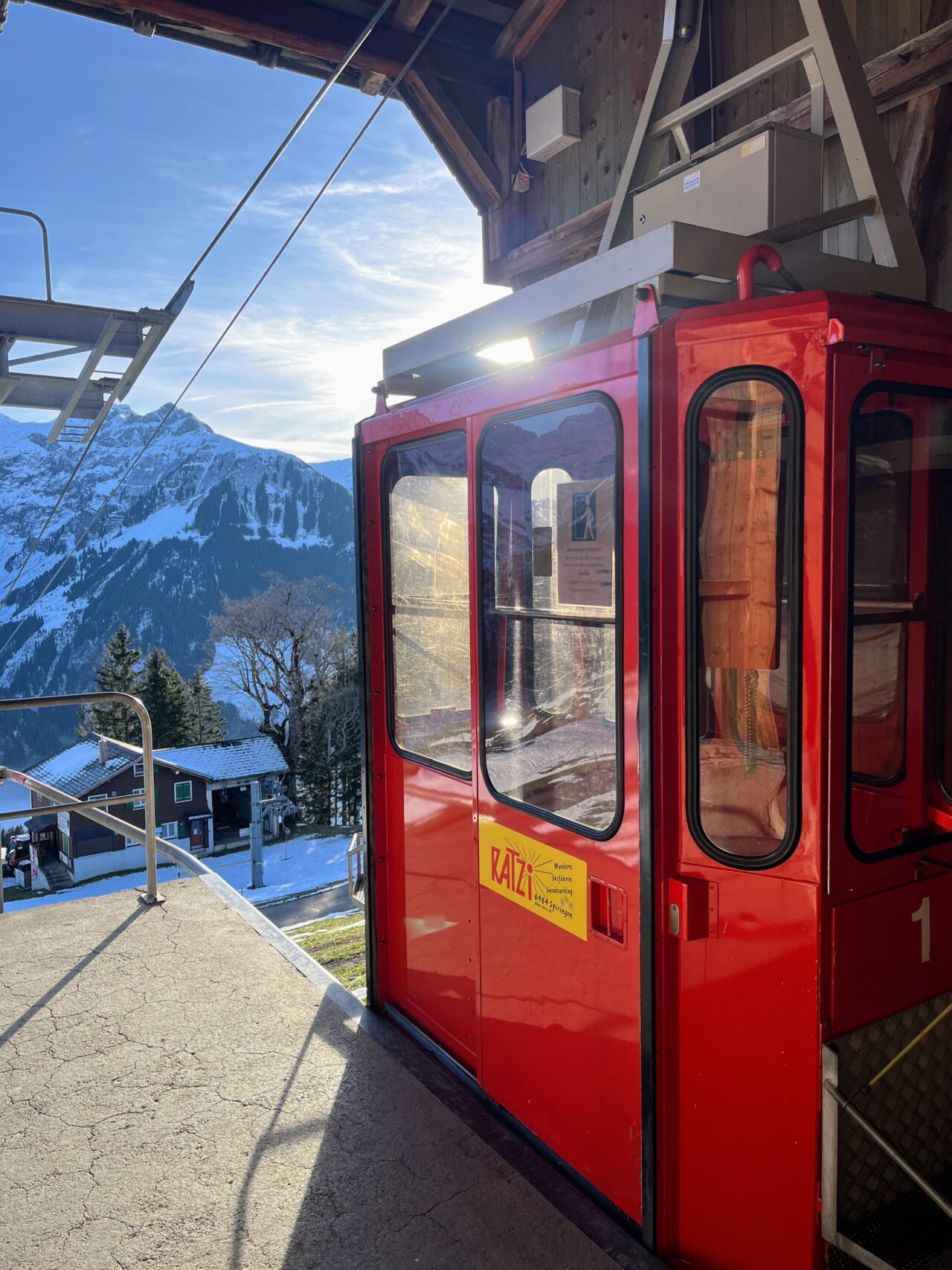 Schneeschuhe_winterwandern_eggberge_hueenderegg_ratzi__IMG_5705