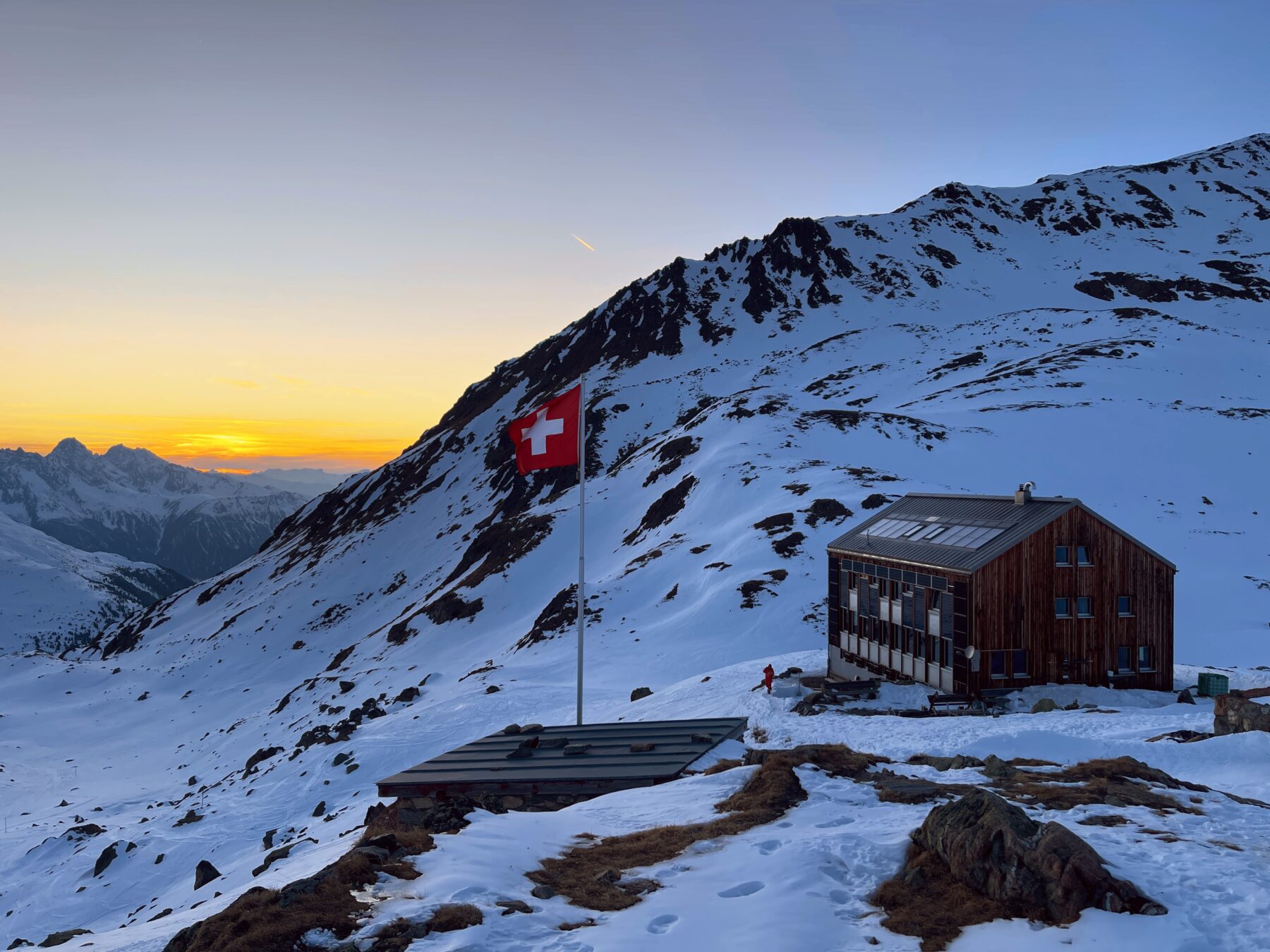 schneeschuhwanderung_berguen_keschhuette_