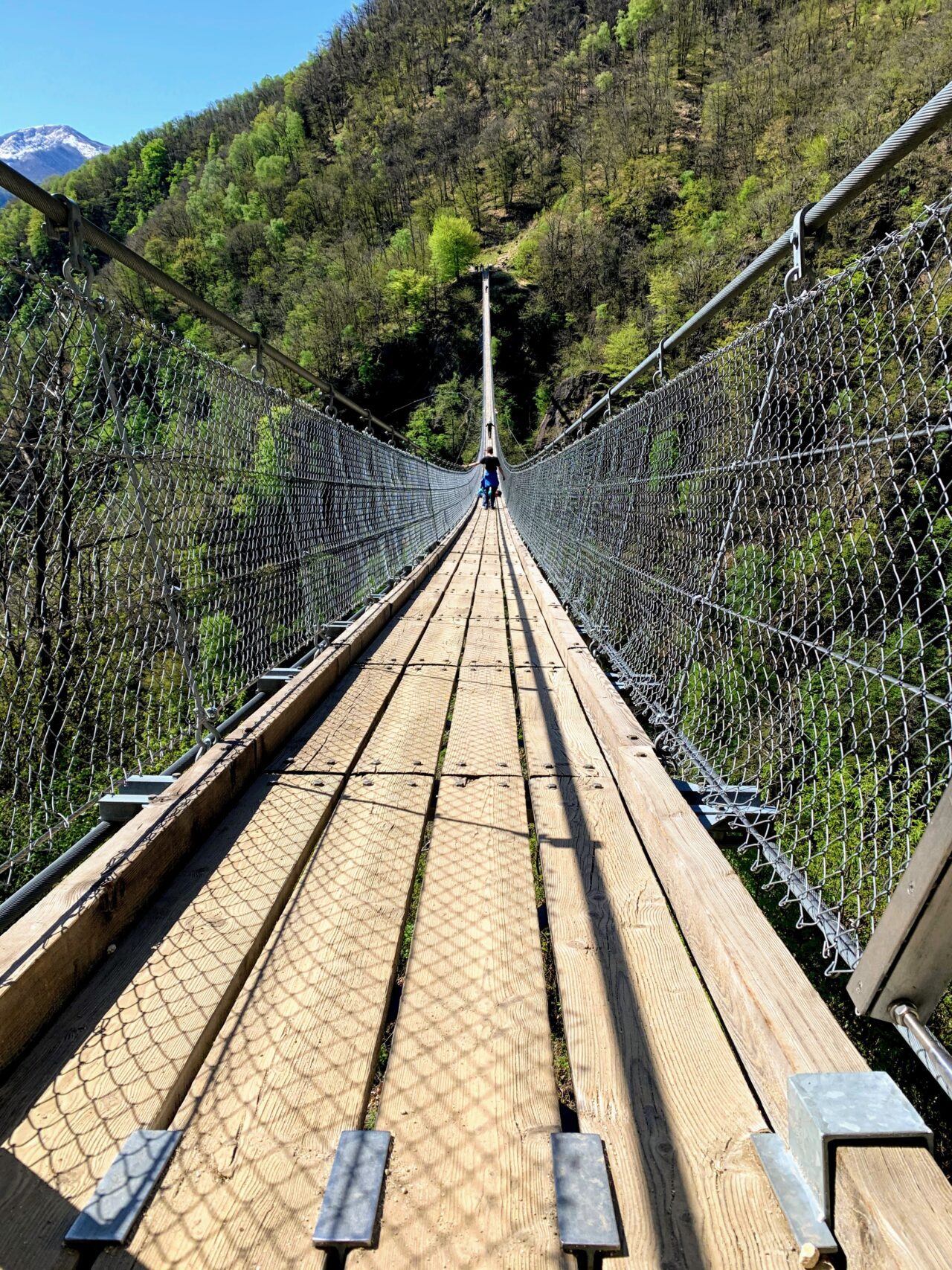 wanderung_tibetische_haengebruecke_carasc_