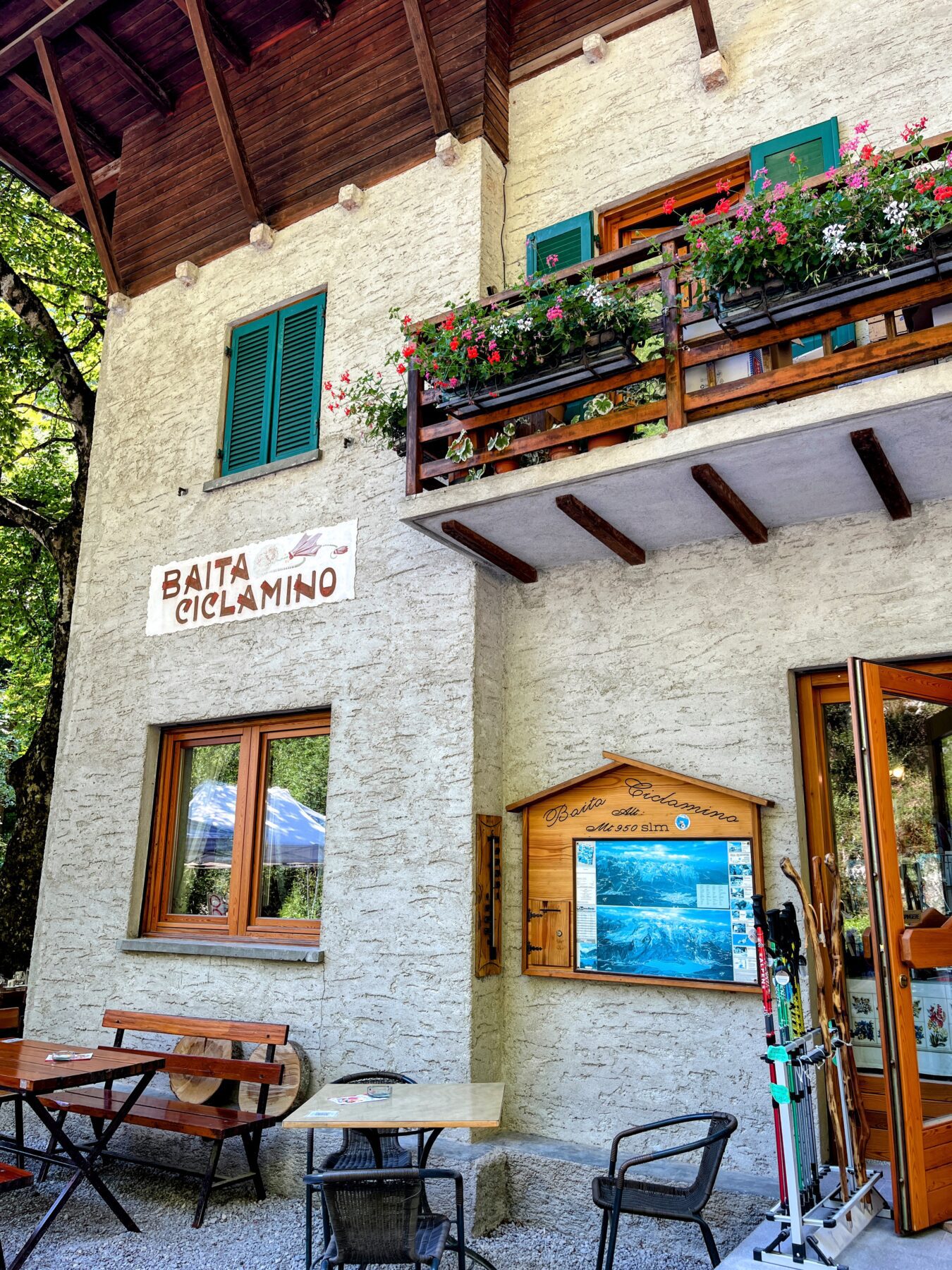 wanderung-rifugio-dell-altissimo-rifugio-selvata-