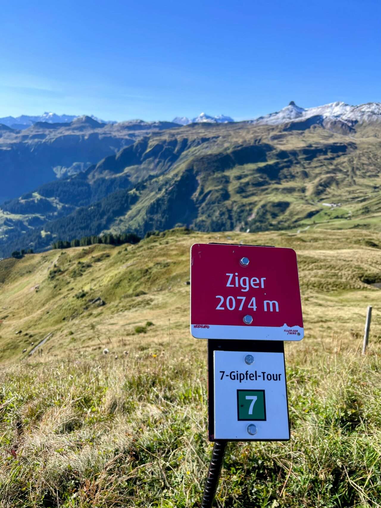 wanderung_7_gipfel_tour_maschgenkamm_spitzmeilenhütte_