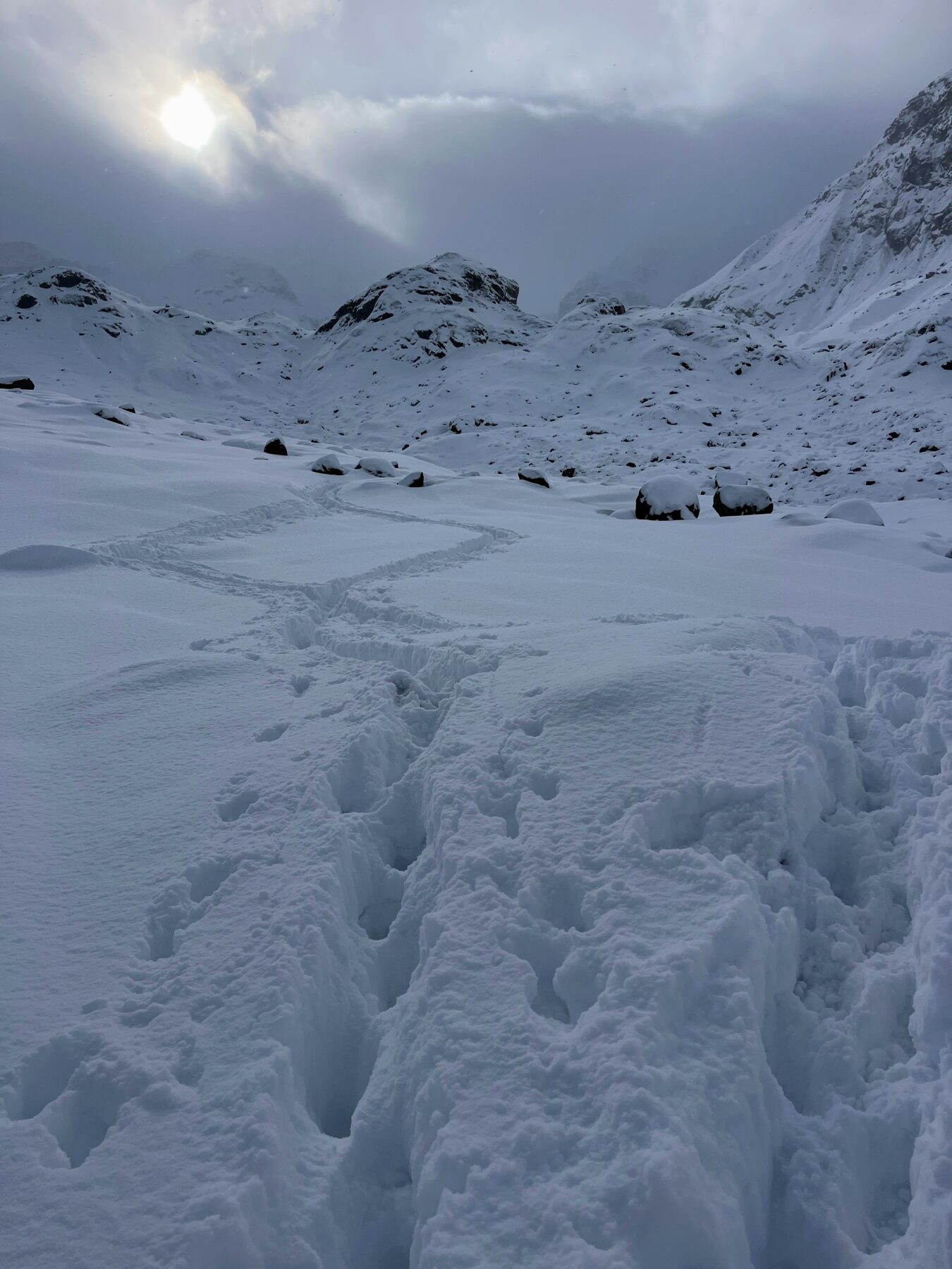 schneeschuhwanderung_gletscherhoehle_morteratschgletscher__IMG_7155