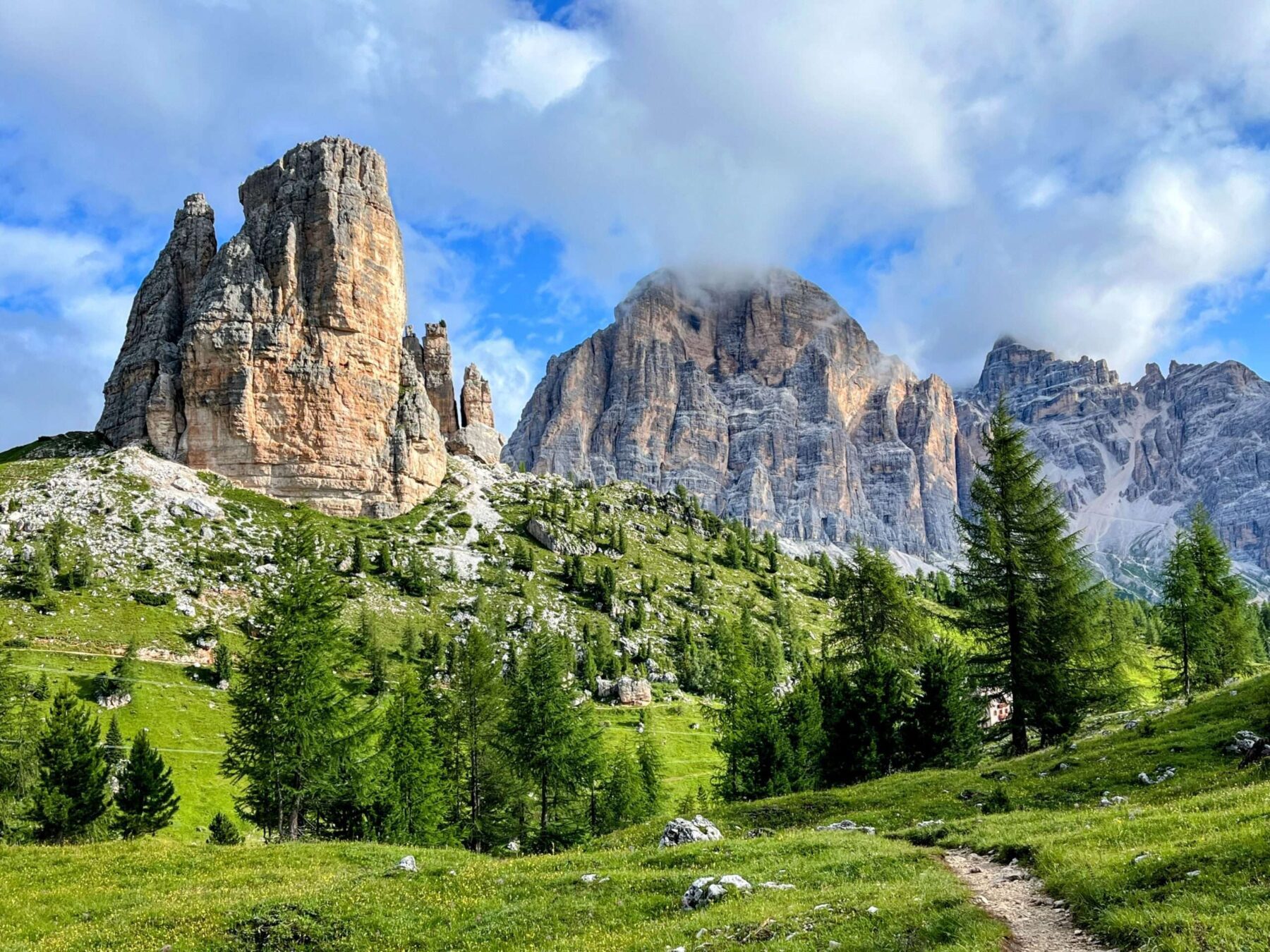 wanderung_dolomiten_hoehenweg_nr_1_etappe_5_rifugio_cinque_torri_rifugio_aquileia_