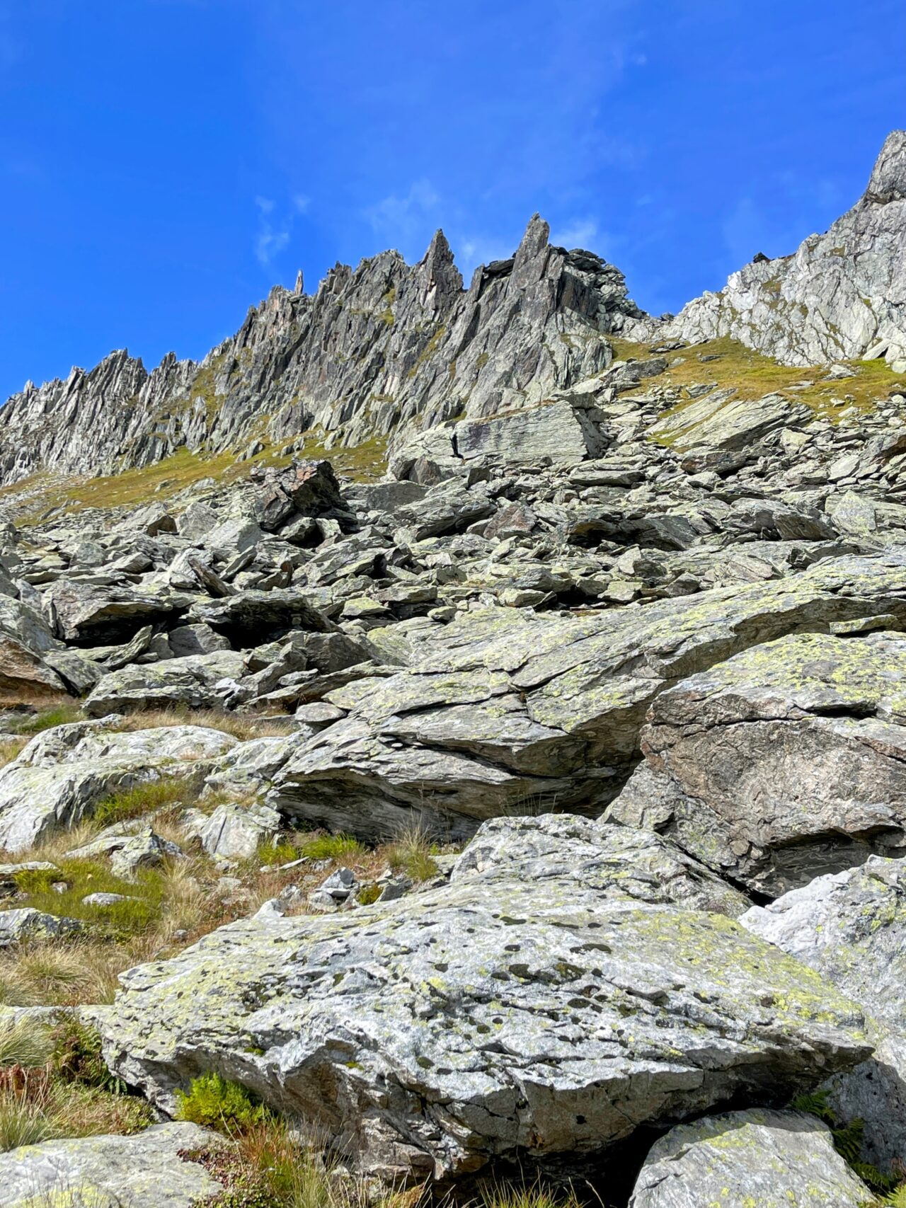 wanderung_5_huetten_panoramaweg_uri_