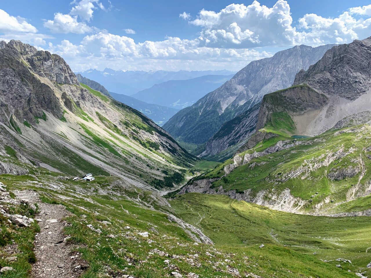 alpenueberquerung_mit-kindern_tag_3_madau_wuerttemberger_haus_
