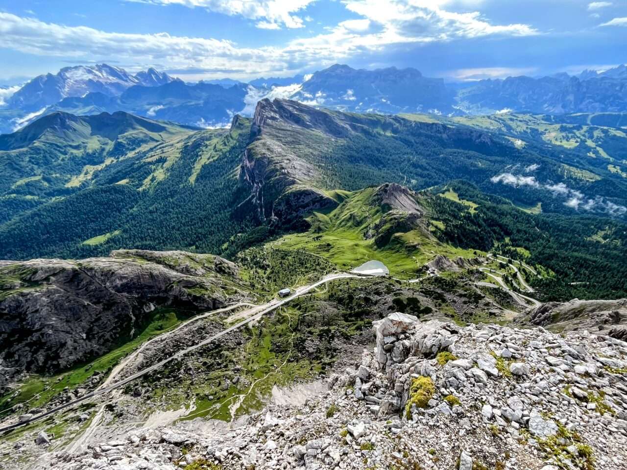 wanderung_dolomiten_hoehenweg_1_etappe_3_rifugio_lavarella_rifugio_lagazuoi_
