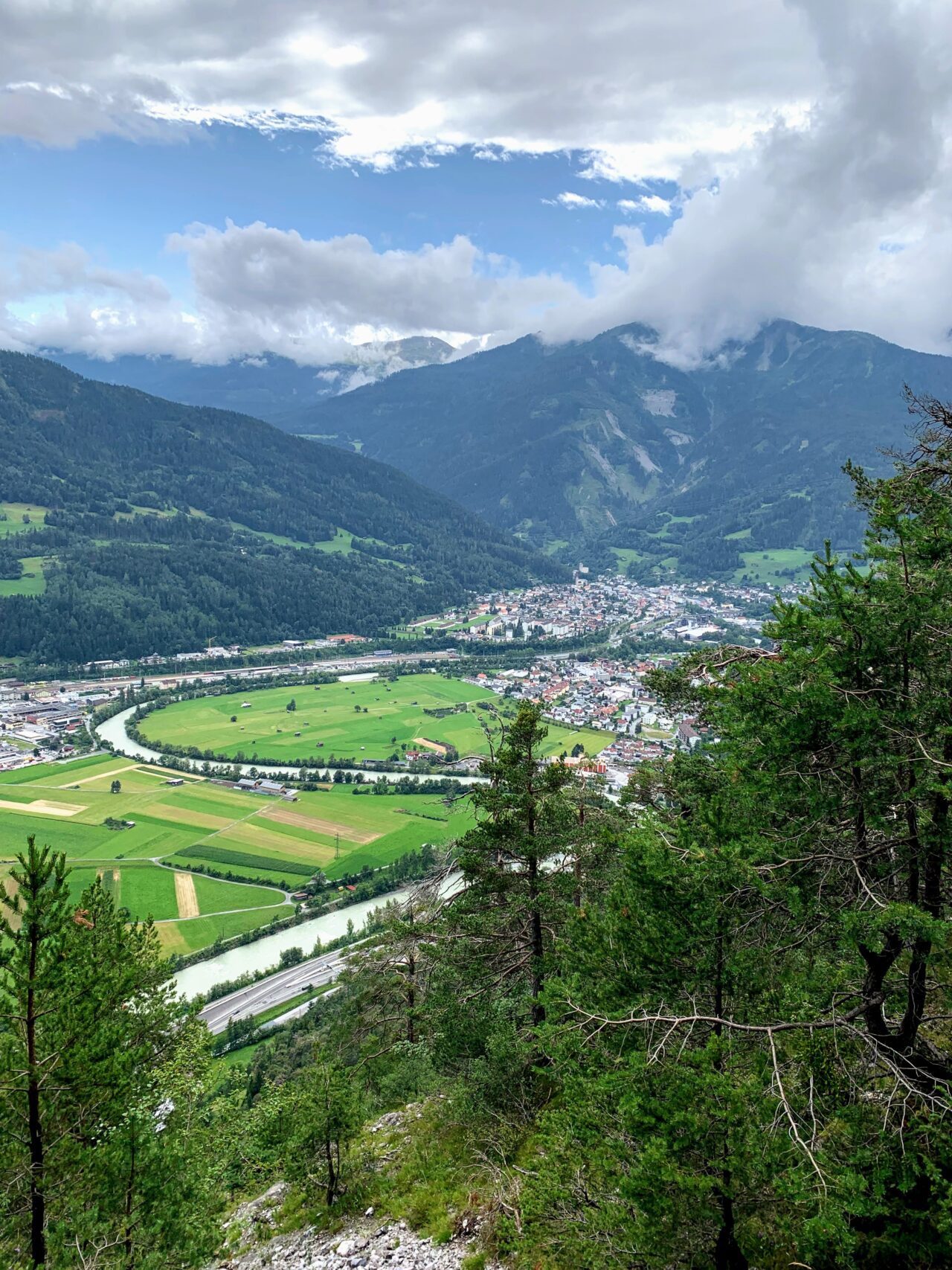 alpenueberquerung_mit_kindern_tag_4_wuerttemberger_haus_zams_