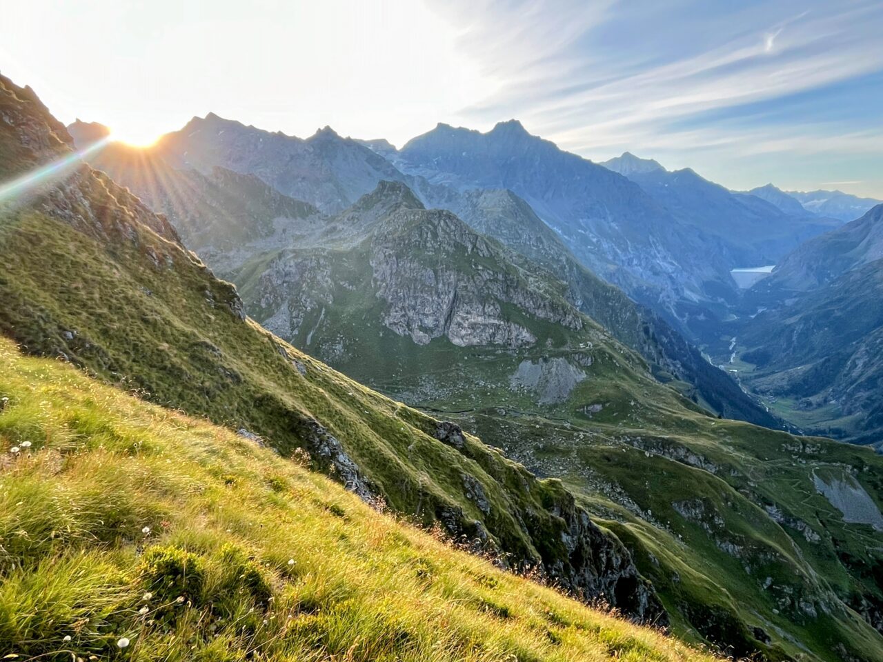 wanderung_alpenpaesseweg_etappe_cabane_de_louvie_verbier_