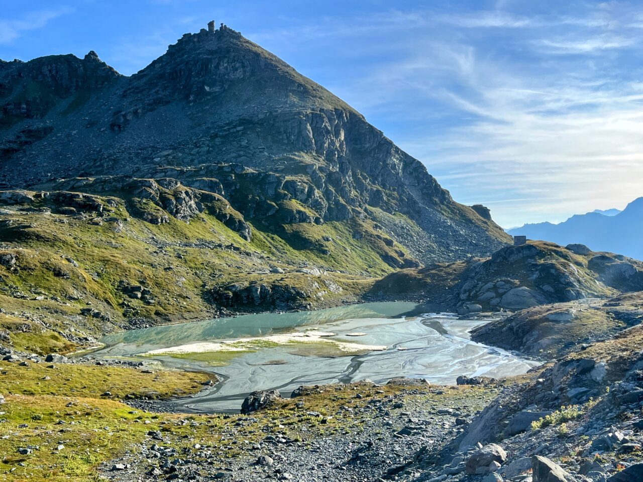 wanderung_alpenpaesseweg_etappe_29_cabane_de_prafleuri_cabane_de_louvie_