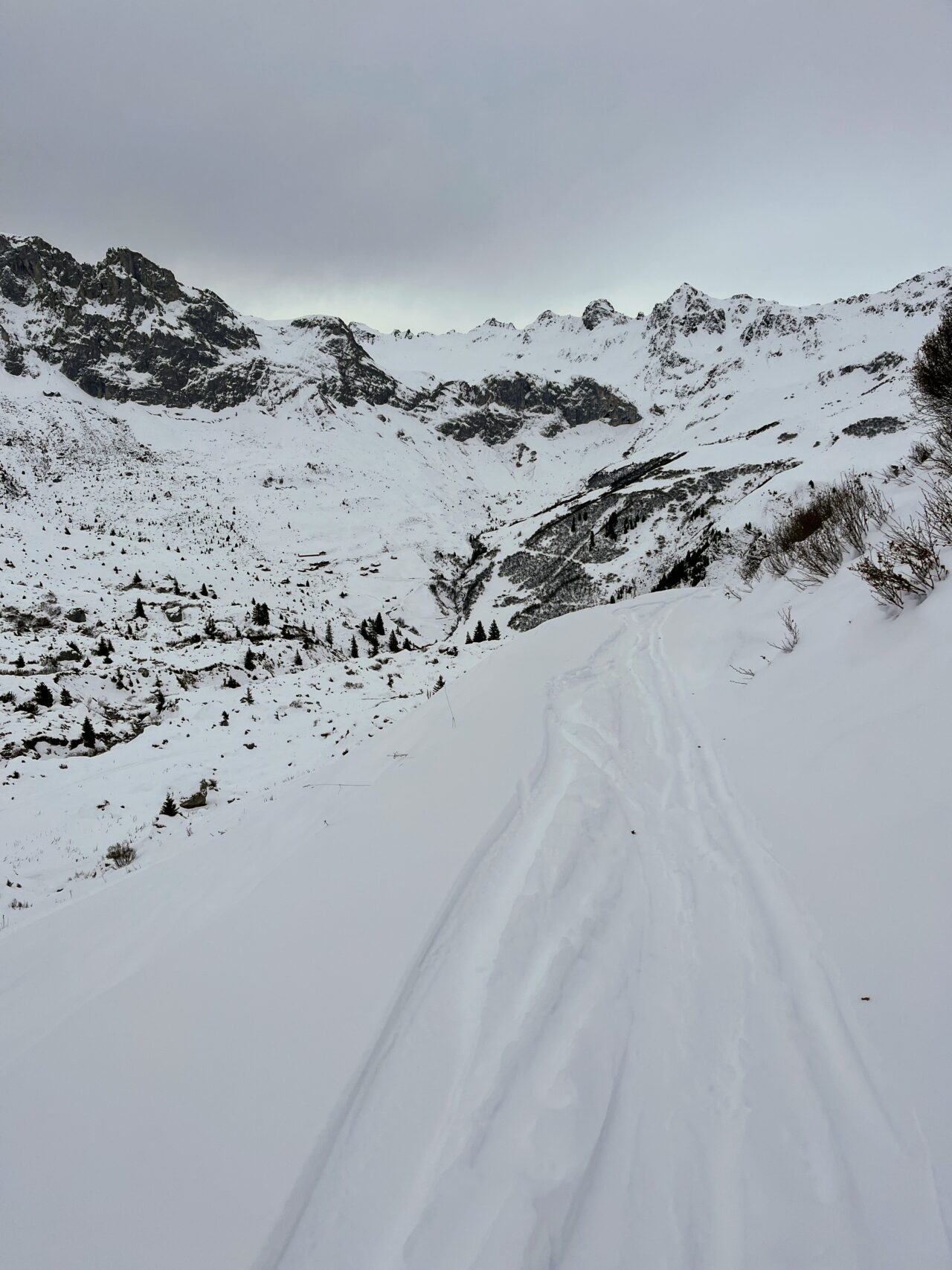 schneeschuhwandern-carschinahuette-_IMG_8097