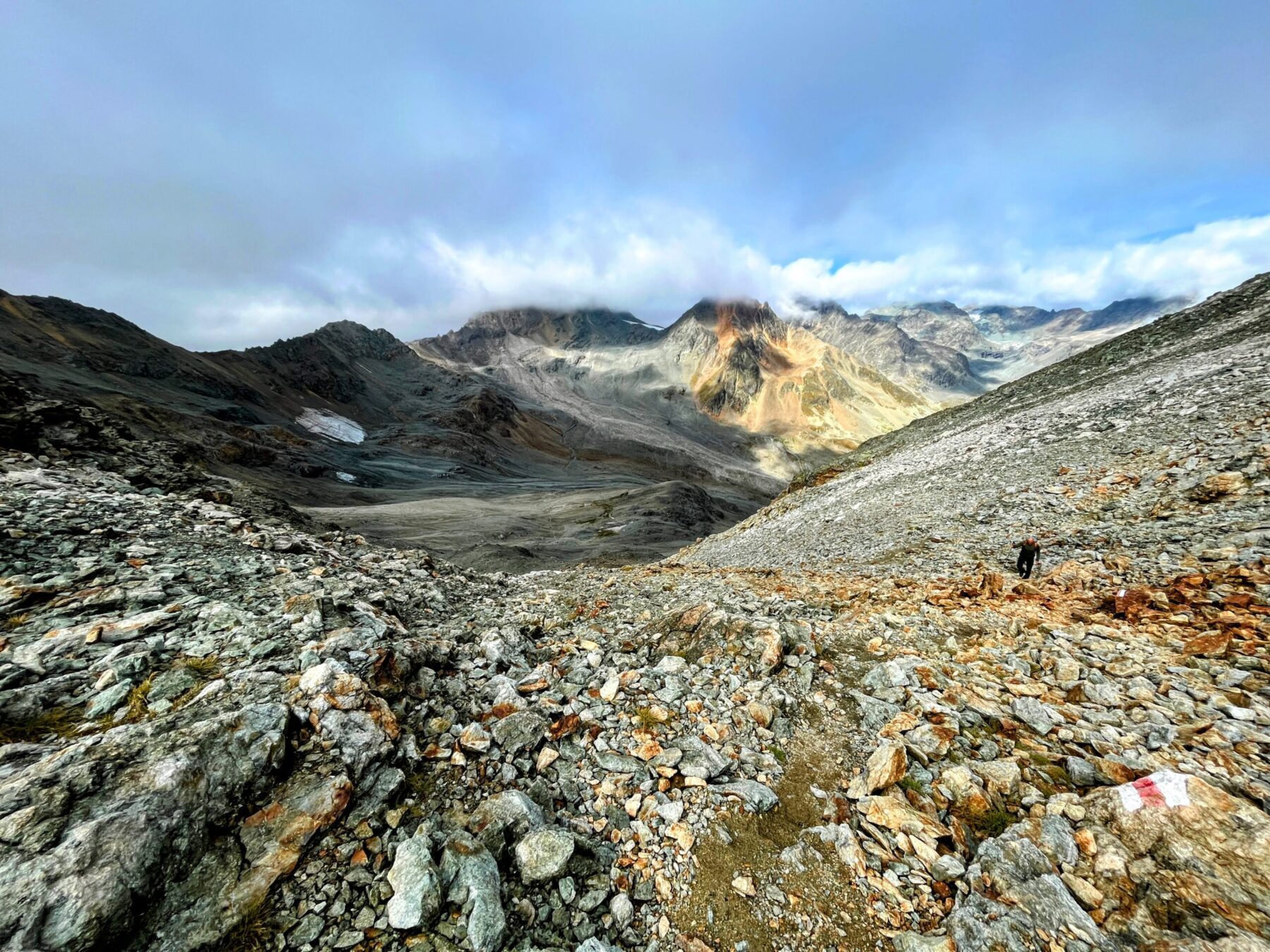 wanderung_bernina_trek_tag_3_jenatschhuette_silvaplana_