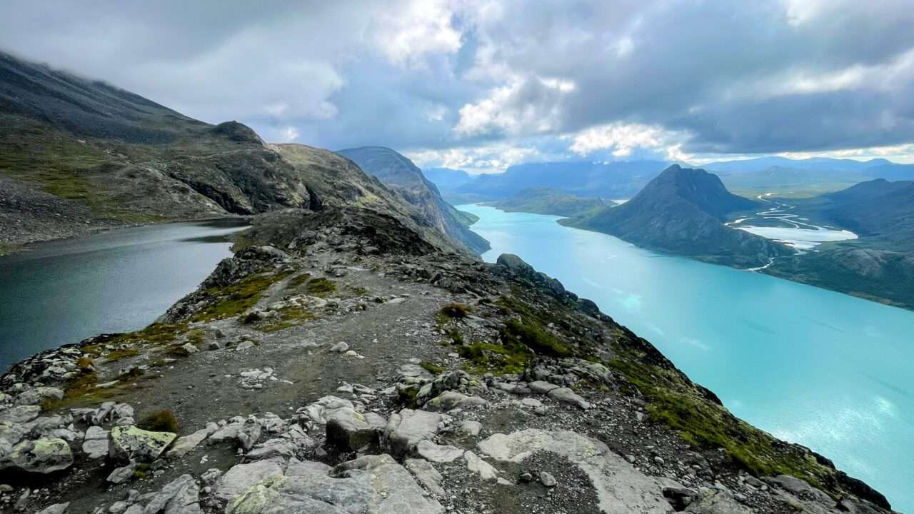 jotunheimen_wanderung_memurubu_besseggen_gjendesheim_