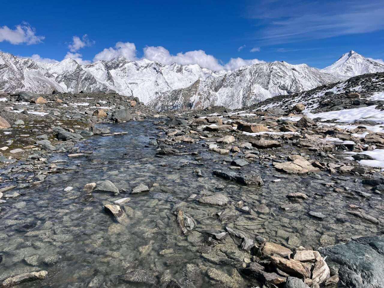 wanderung_saaser_huettentour_tag_2_almagellerhuette_britanniahuette_