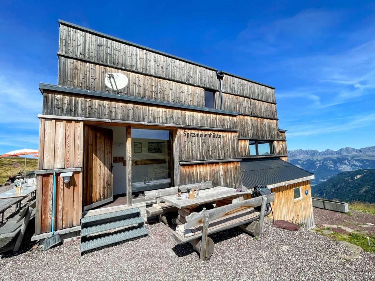 wanderung_7_gipfel_tour_maschgenkamm_spitzmeilenhütte_