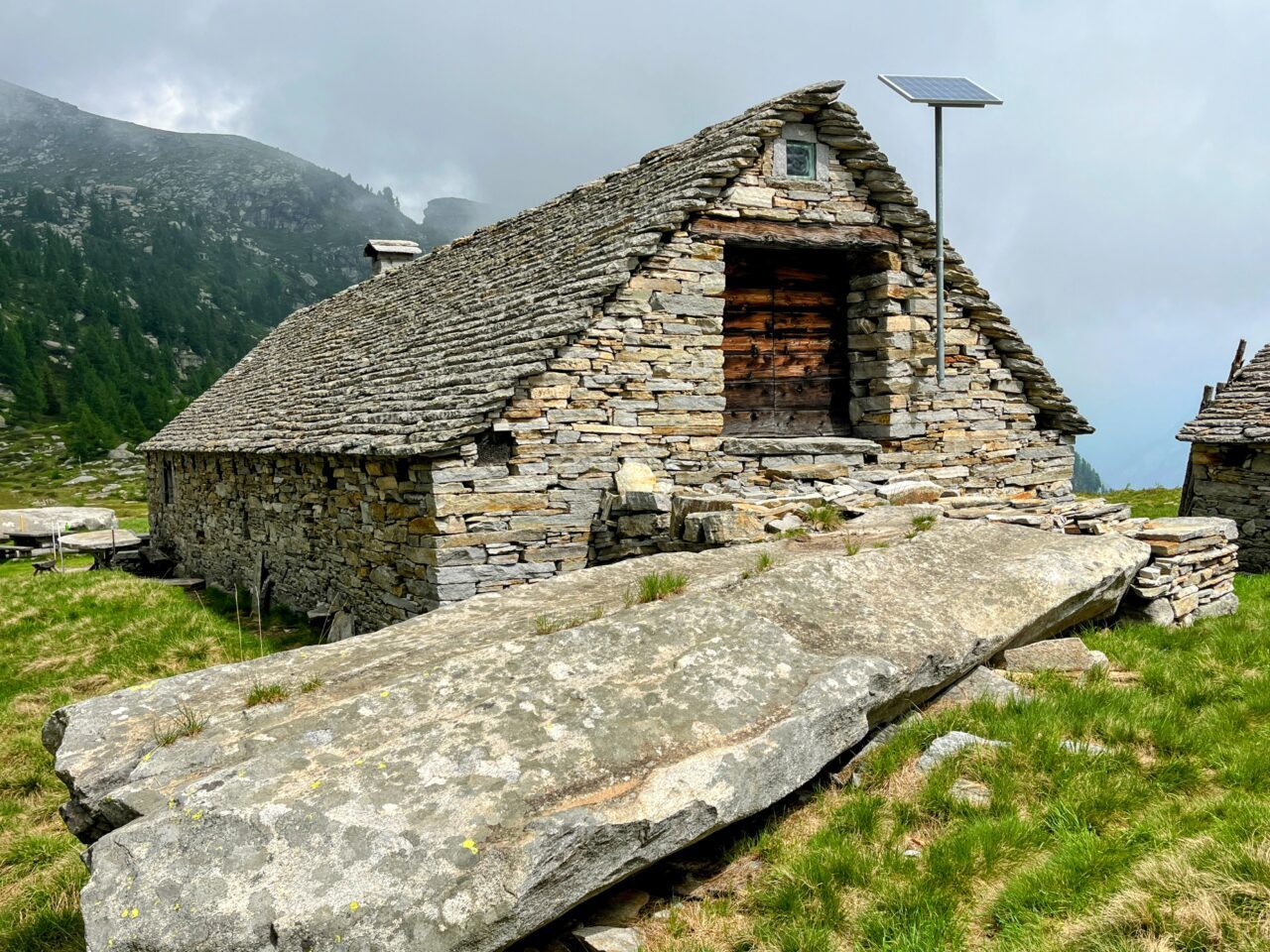 Wanderung_Alta_Via_Vallemaggia_Cimetta_Nimi_Brione_