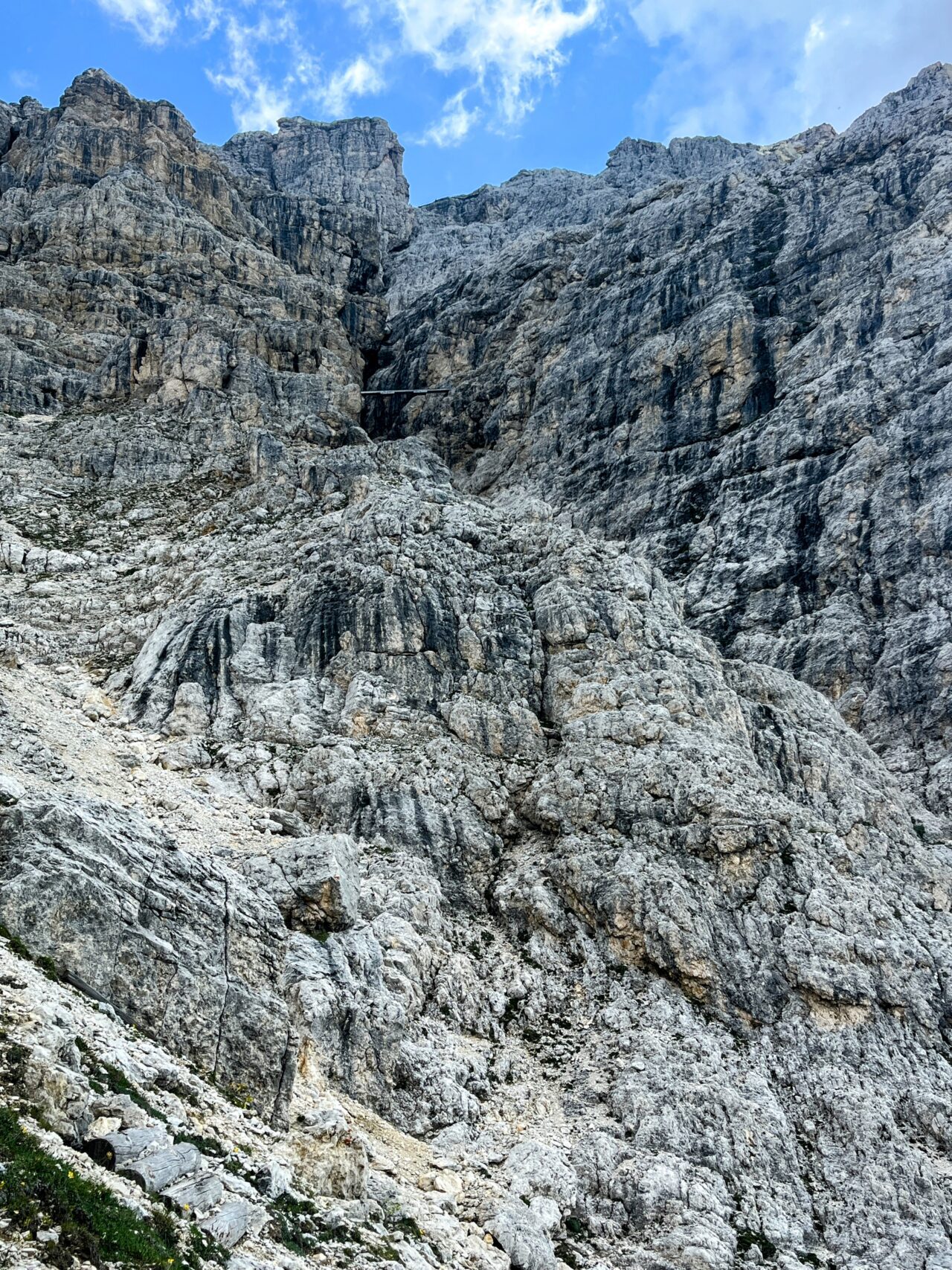 klettersteig_kaiserjägersteig_lagazuoi_tunnel_