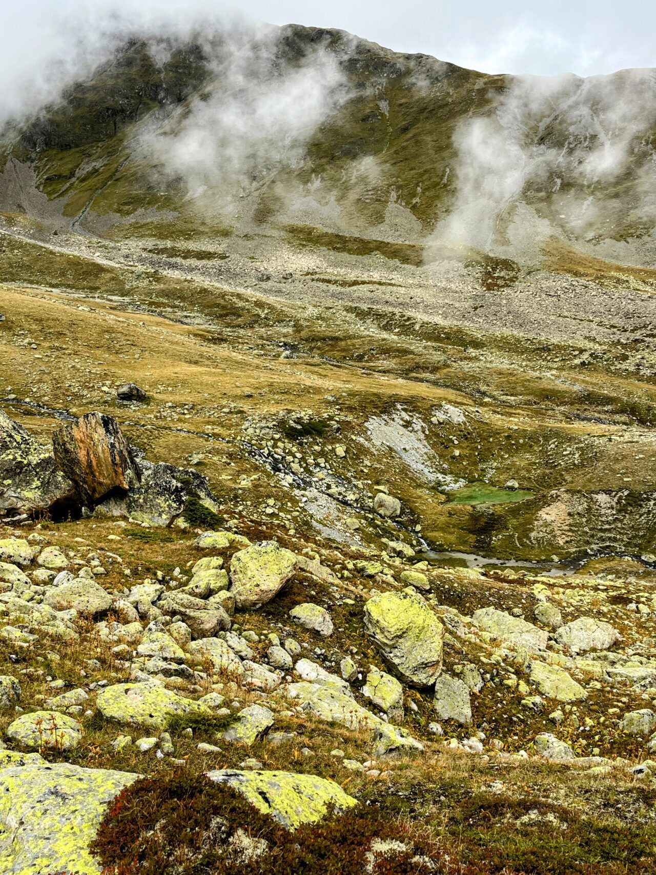 wanderung_bernina_trek_tag_1_madulain_eschahuette_