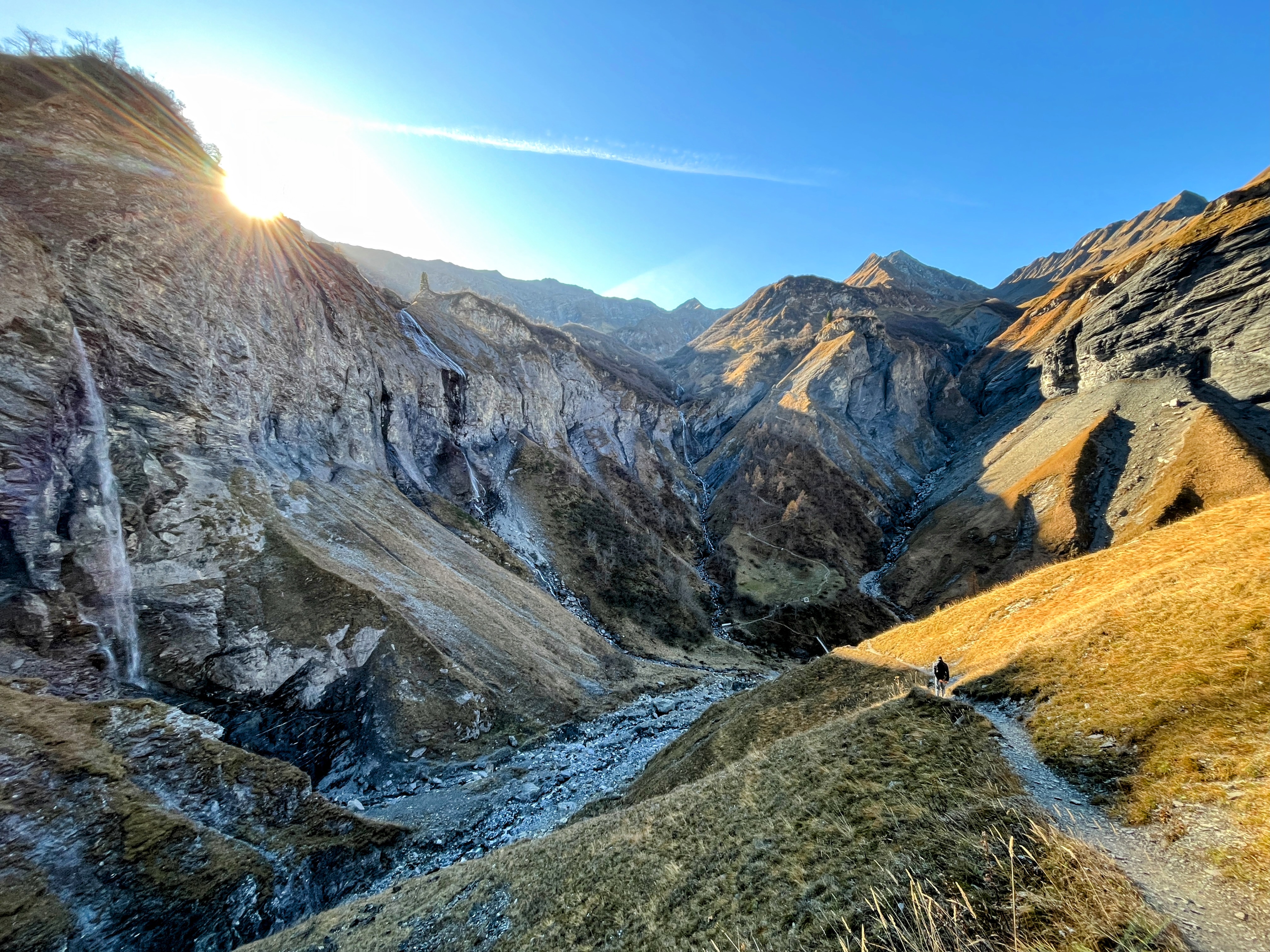 wanderung_weisstannen_batoeni_wasserfall_arena_