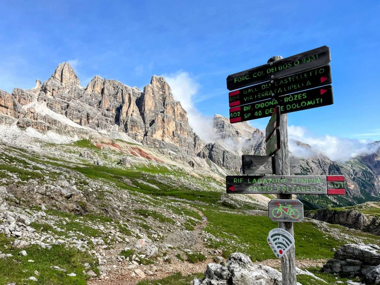 wanderung_dolomiten_hoehenweg_1_etappe_4_rifugio_lagazuoi_rifugio_cinque_torri_