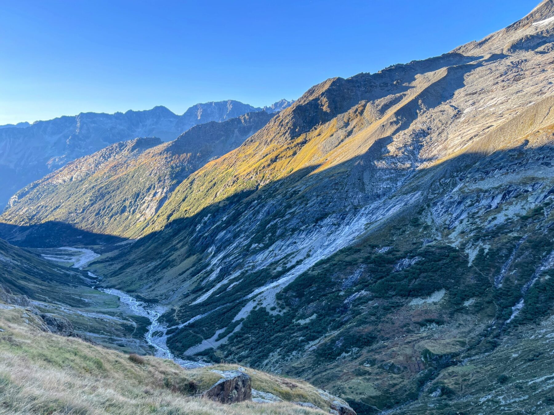 wanderung_5_huetten_panoramaweg_uri_