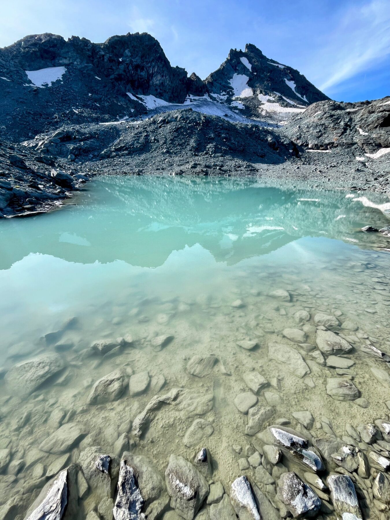 wanderung_alpenpaesseweg_etappe_29_cabane_de_prafleuri_cabane_de_louvie_