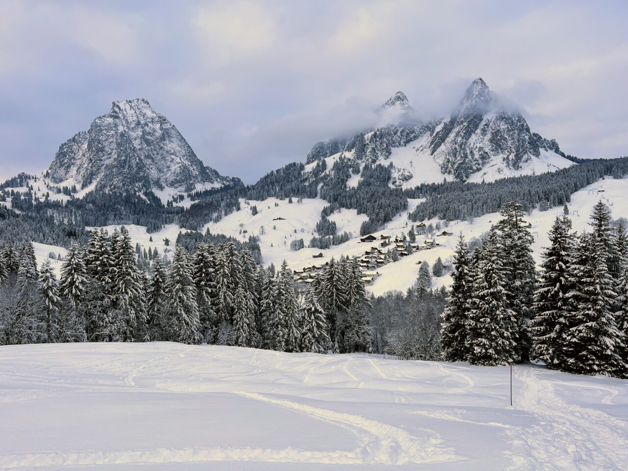 schneeschuhwanderung-furggelenstock-_IMG_9236