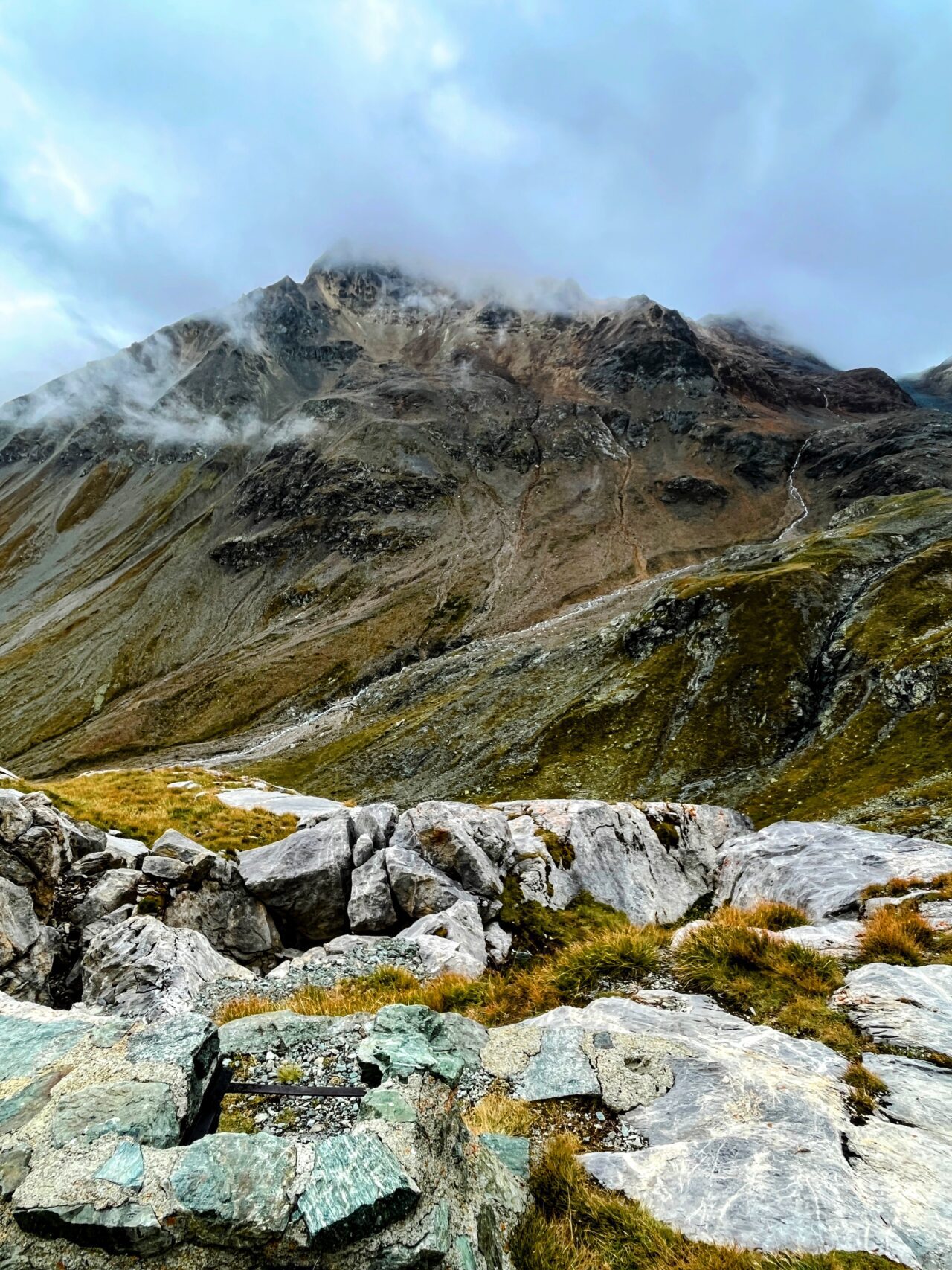 wanderung_bernina_trek_tag_2_eschahuette_jenatschuette_