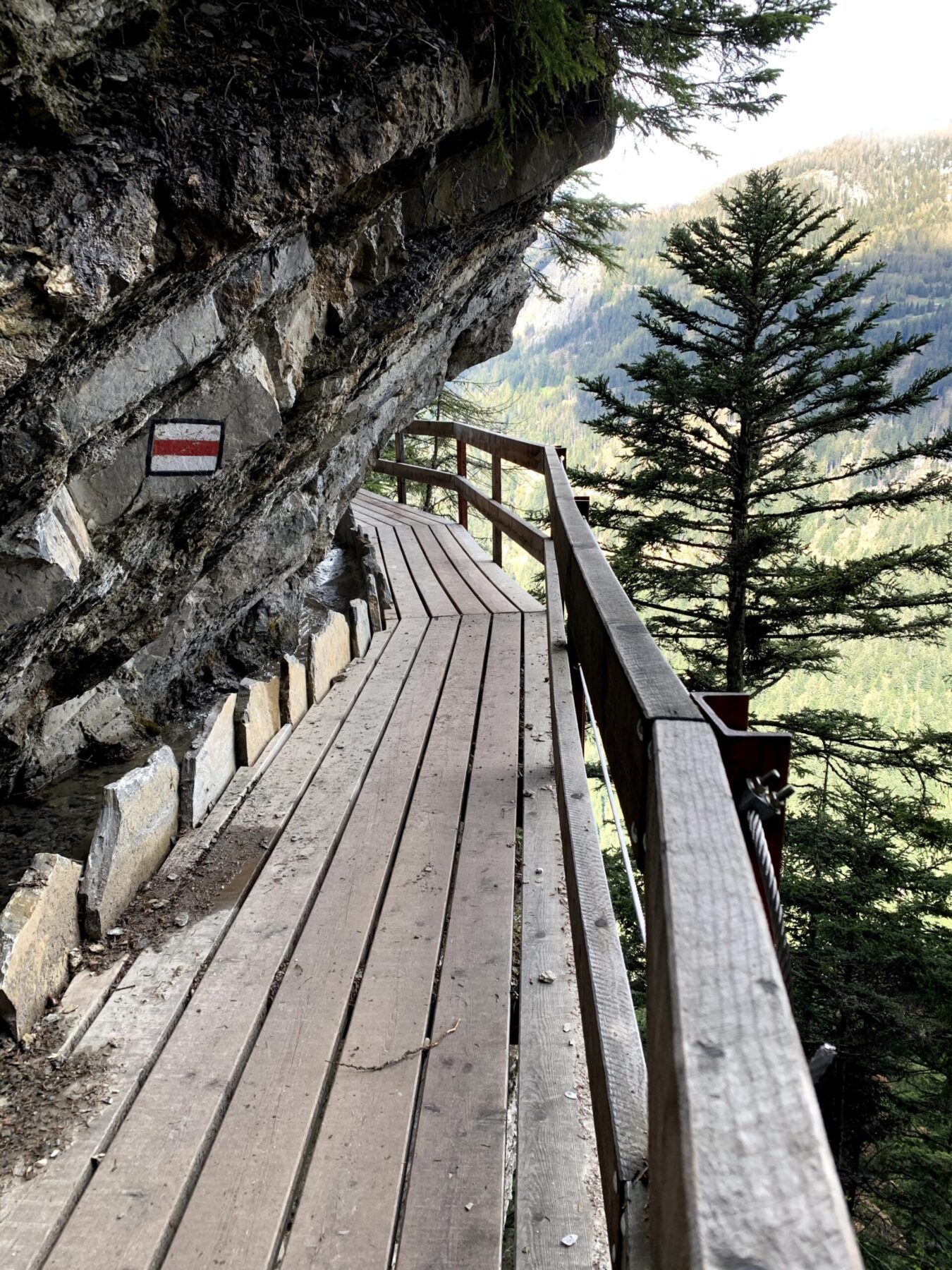 wanderung_crans_montana_bisse_du_ro_
