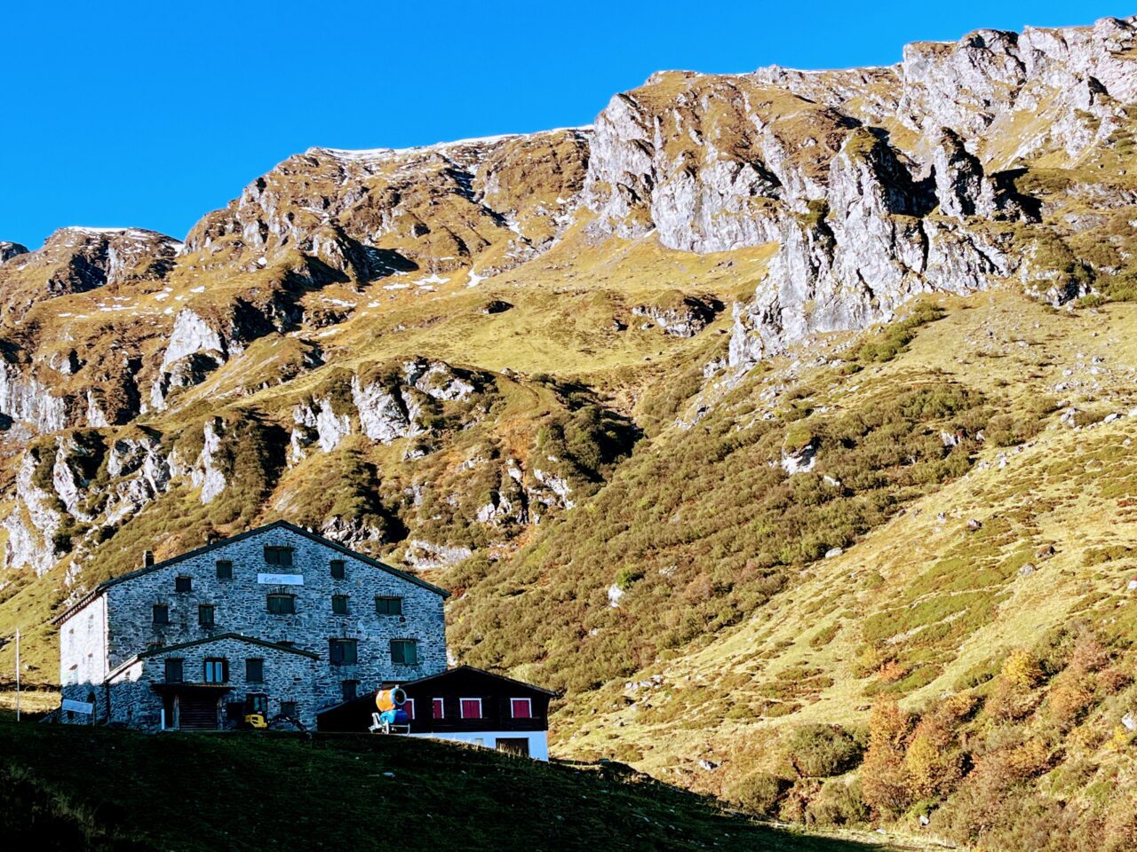 Traumhafte 5-Seen-Wanderung am Pizol: Tipps und Highlights