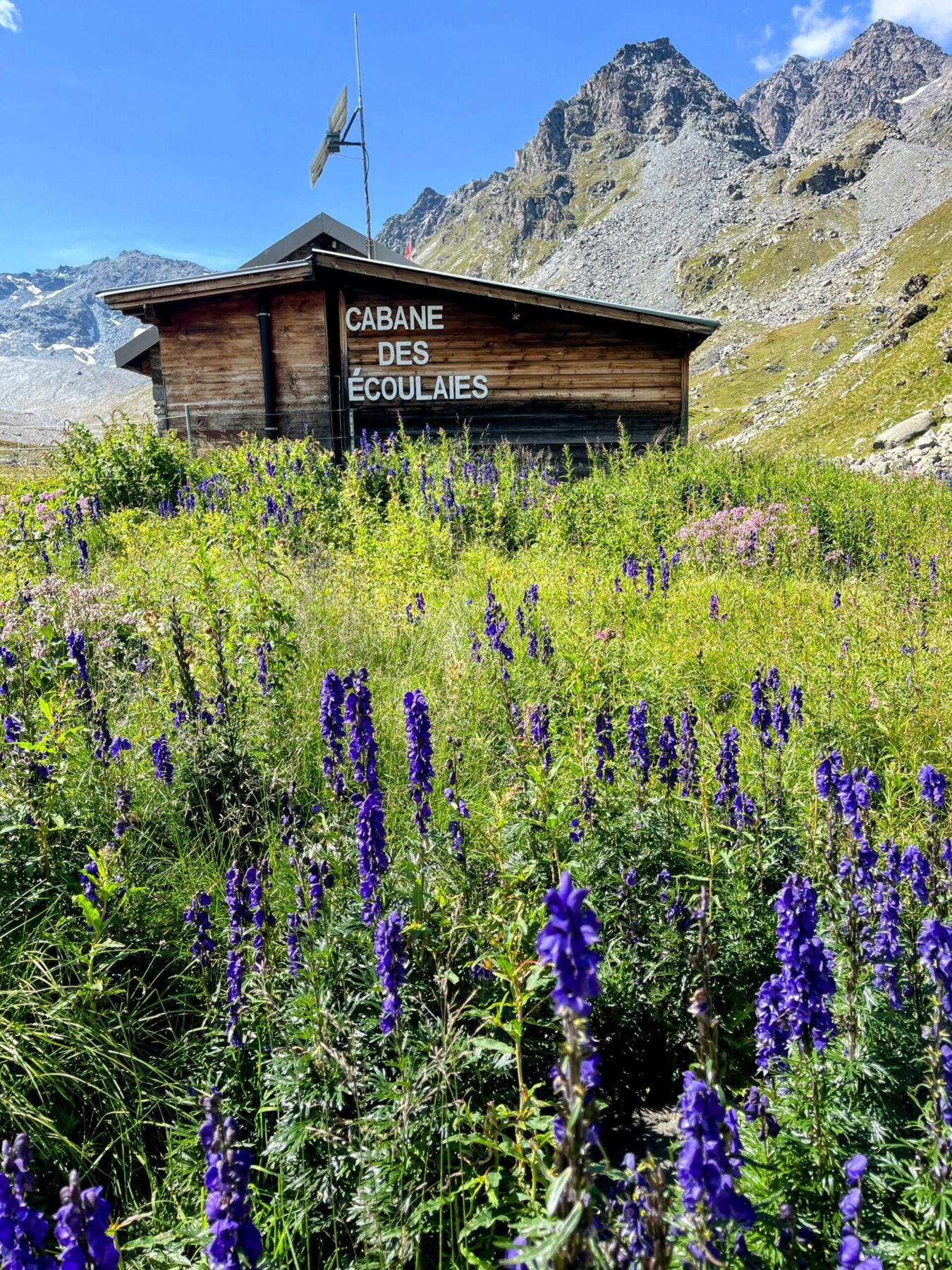 wanderung_alpenpaesseweg_etappe_28_cabane_de_dix_cabane_de_prafleuri_