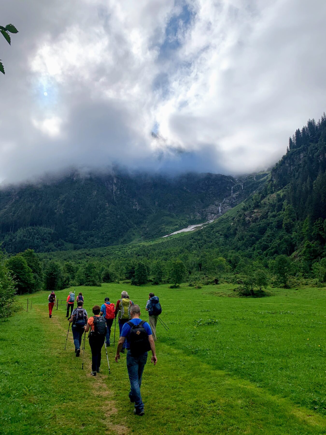 Wanderung-zur-Fuerenalp-